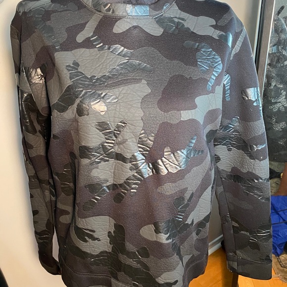 Valentino Black camouflage neoprene crew neck - Picture 4 of 5